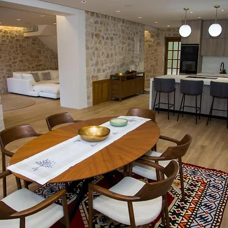 Stone House Stari * Mostar