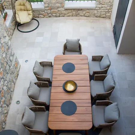 Stone House Stari * Mostar