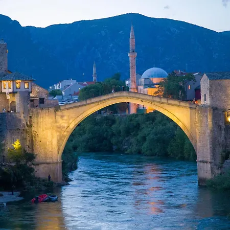 Stone House Stari *